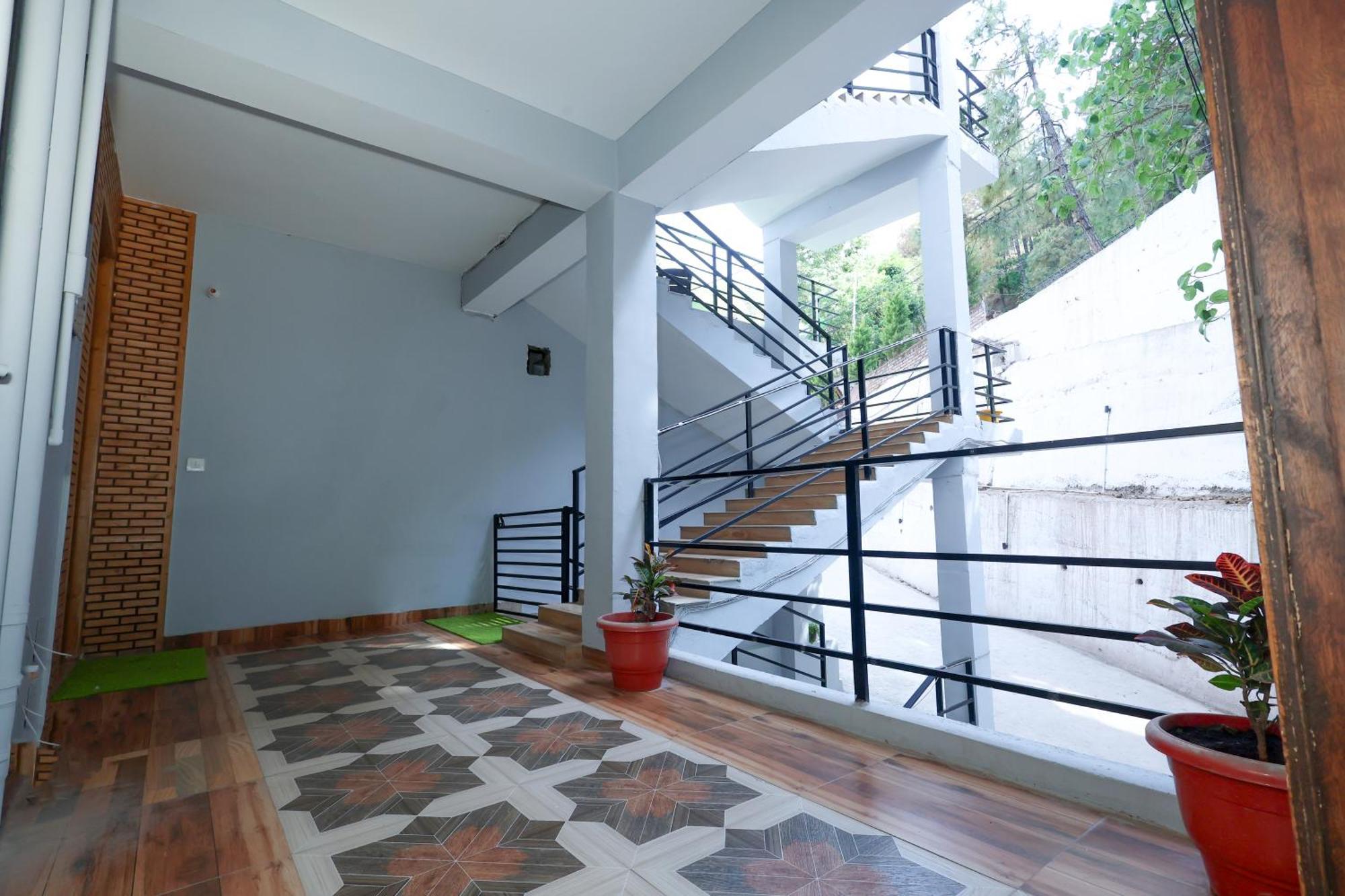 Cozy Heavenn 2Bhk I Kasauli I Mountain View 93O68I282O Apartment Exterior photo